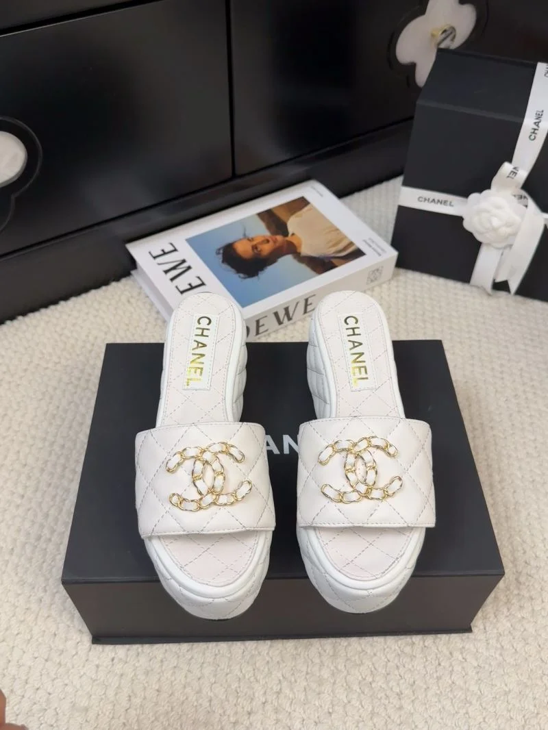 Chanel Slippers OdorResistant 18652