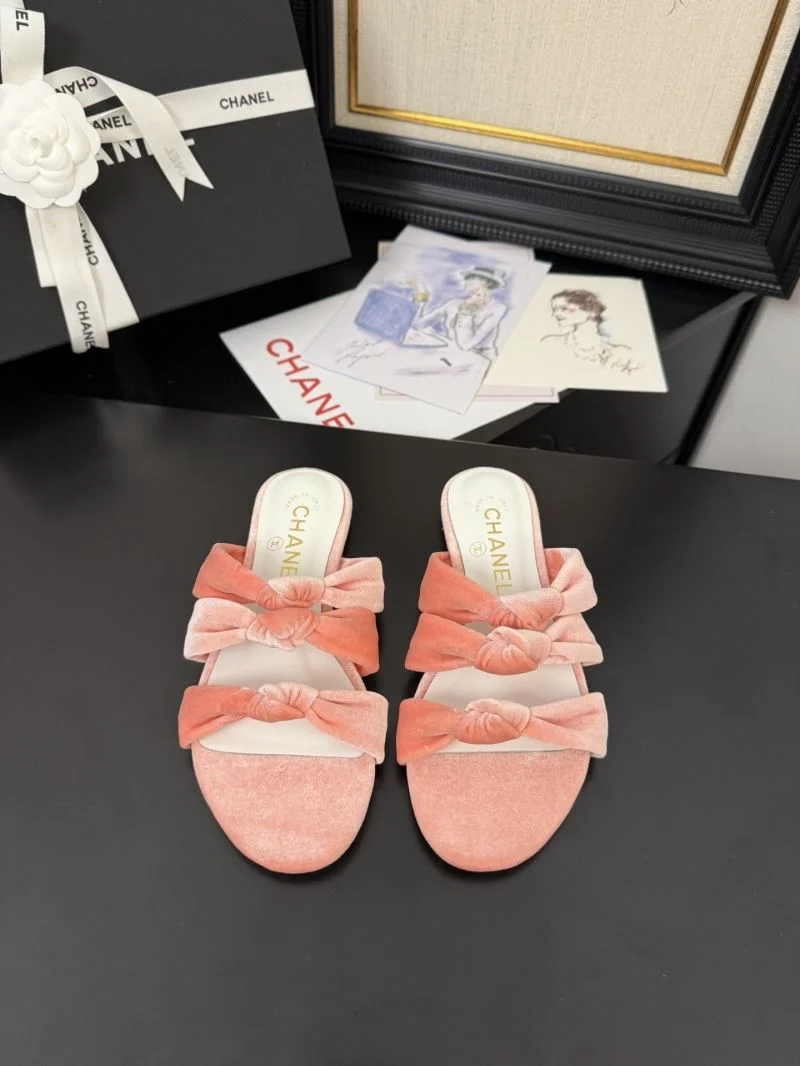 Chanel Slippers Lightweight 18645
