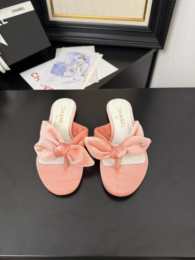 Versatile Chanel Slippers 18639