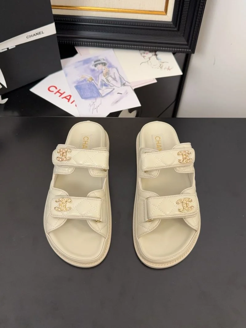 Chanel Slippers Comfortable 18623