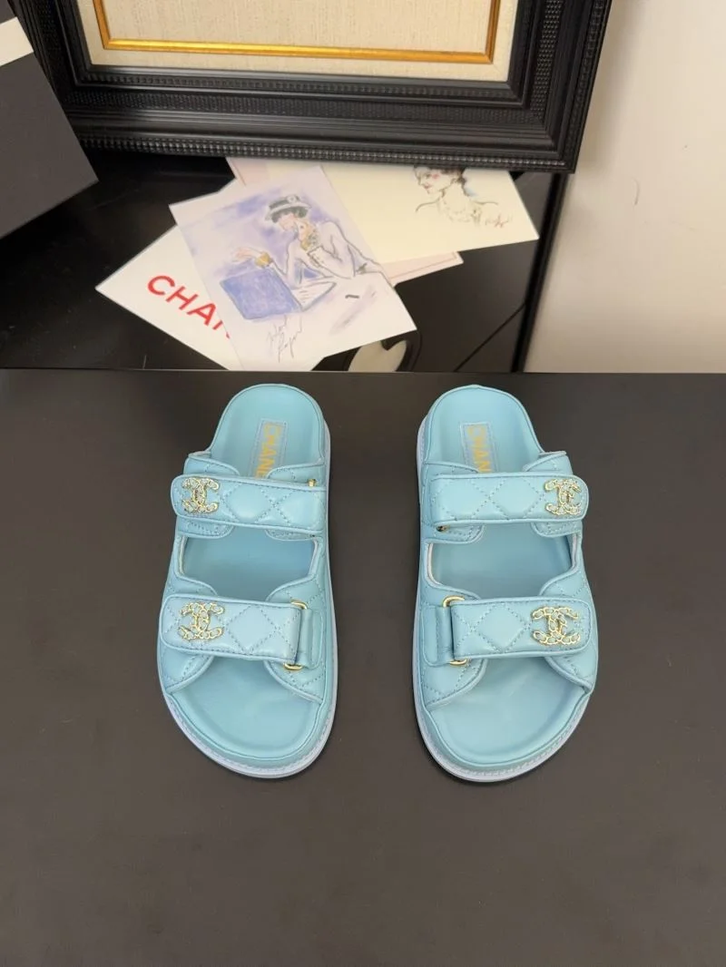 Chanel Slippers Durable 18618