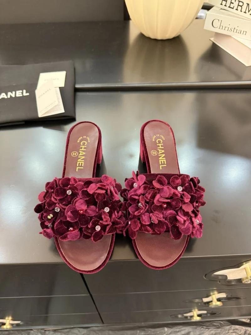 Chanel Slippers Breathable 18603