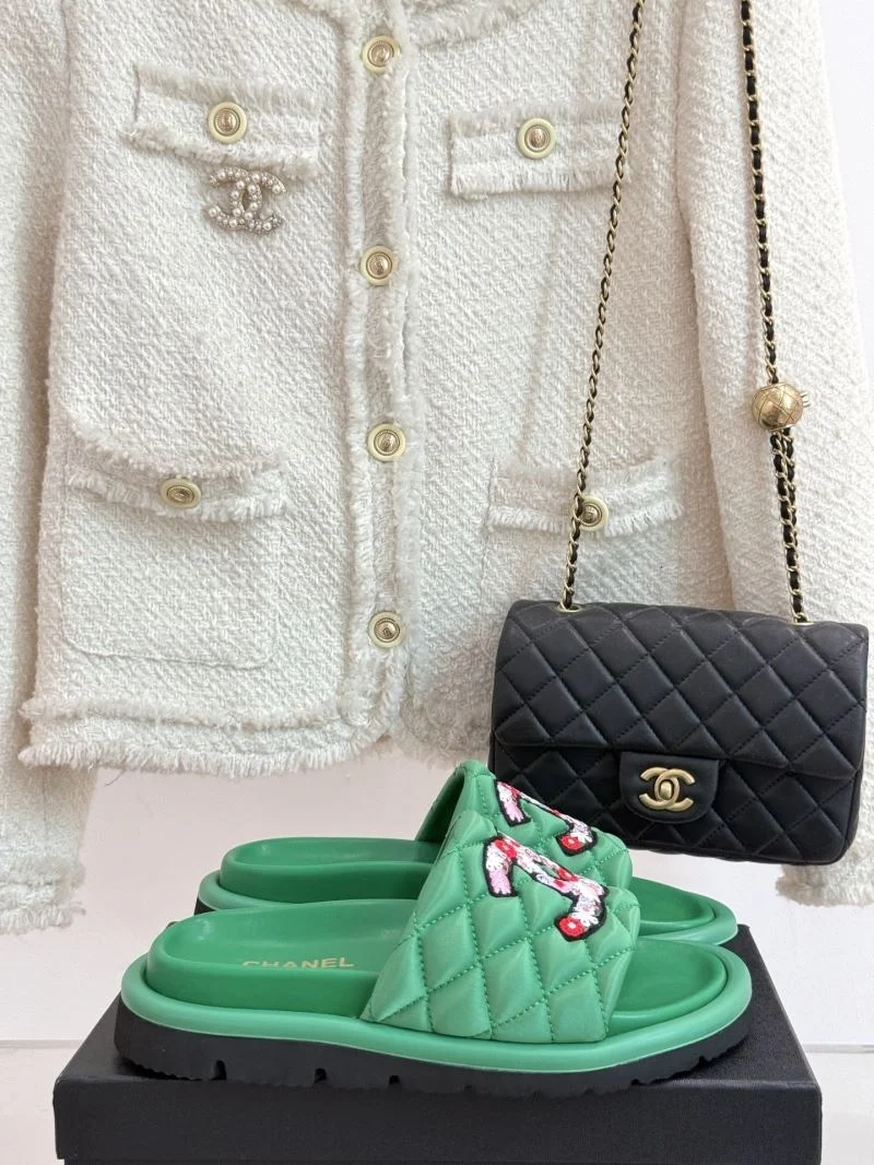Chanel Slippers Tailored 18575