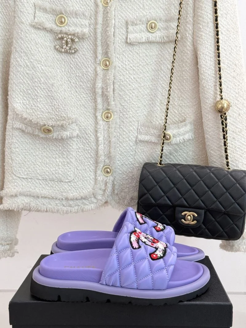 Chanel Slippers Functional 18633