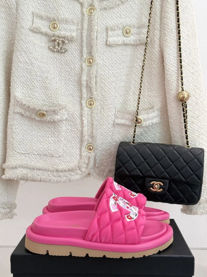 NewStyle Chanel Slippers 18569
