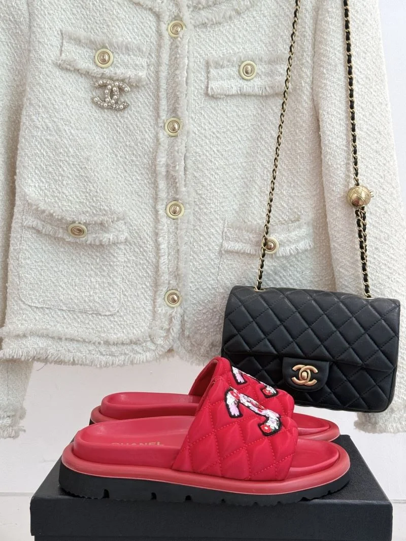 Chanel Slippers Attractive 18566