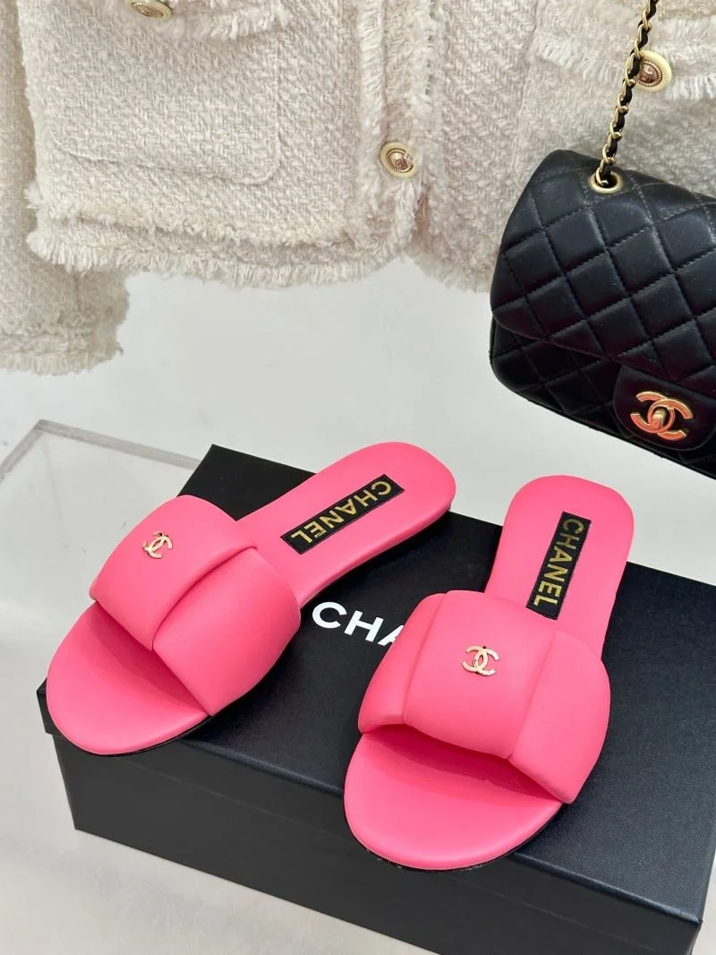 Chanel Slippers Minimalist 18553