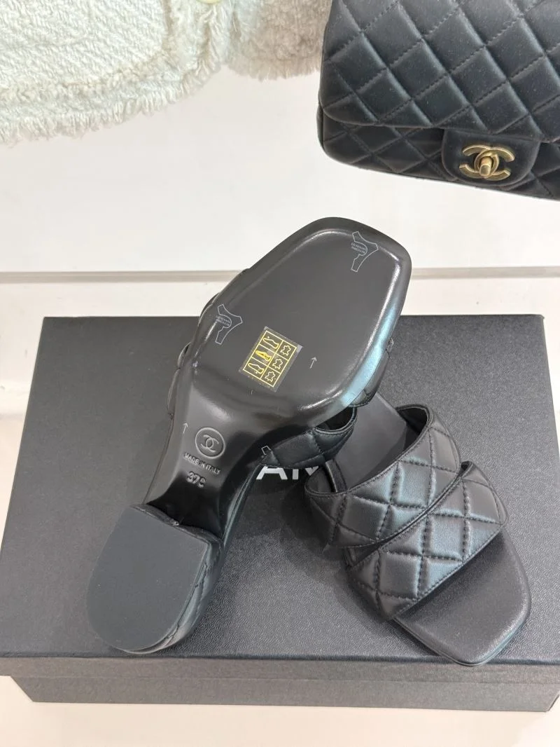 Chanel Slippers Seasonal 18541