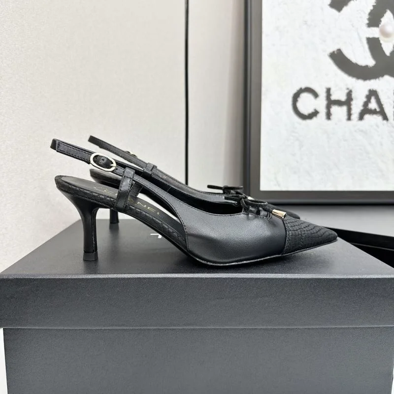 Chanel Slippers Casual 20402