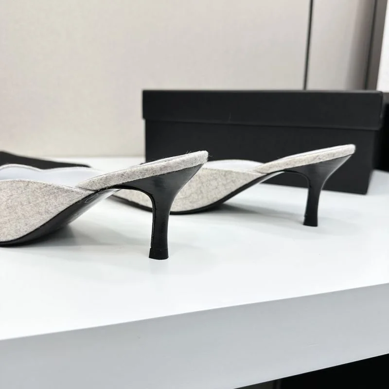 Snug Chanel Slippers 20403