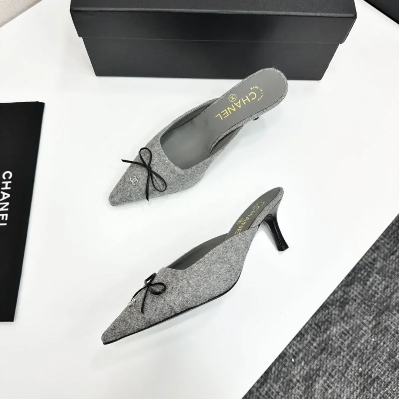 Versatile Chanel Slippers 20408
