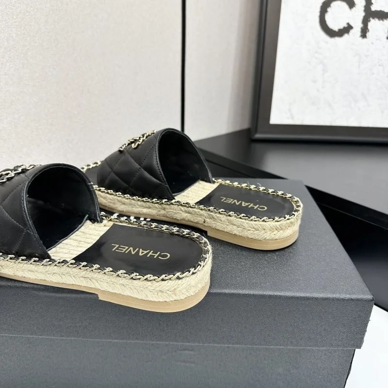 Chanel Slippers Trendsetting 20391