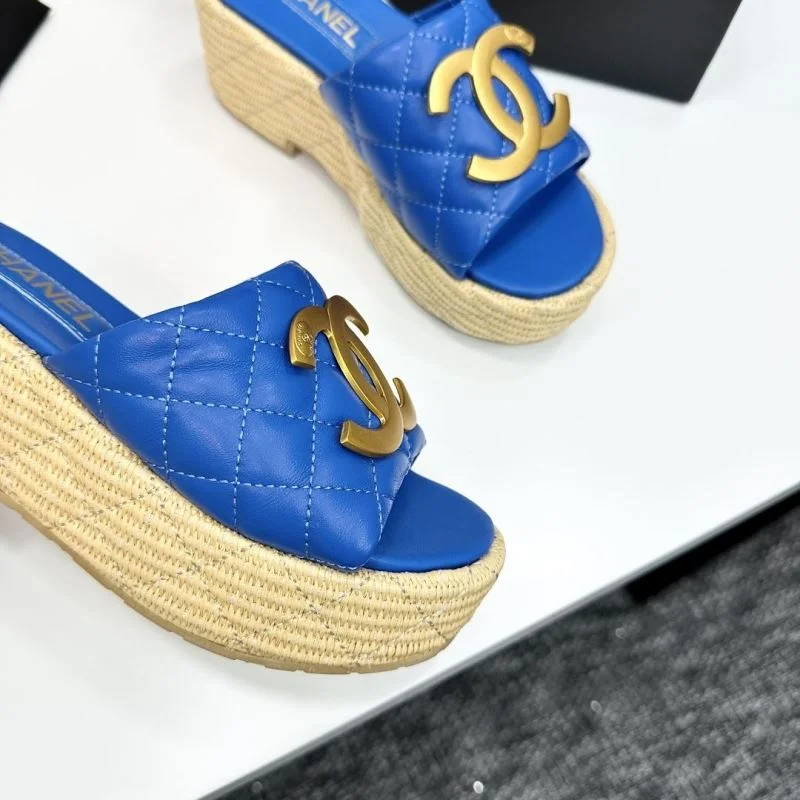 Effortless Chanel Slippers 20399