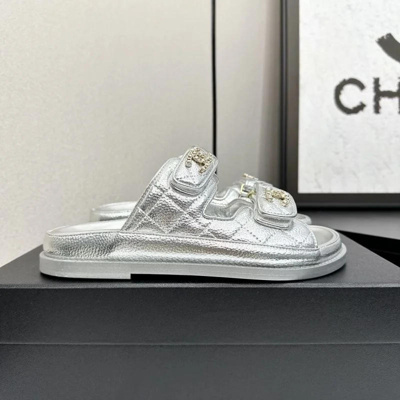 ModernLook Chanel Slippers 20372