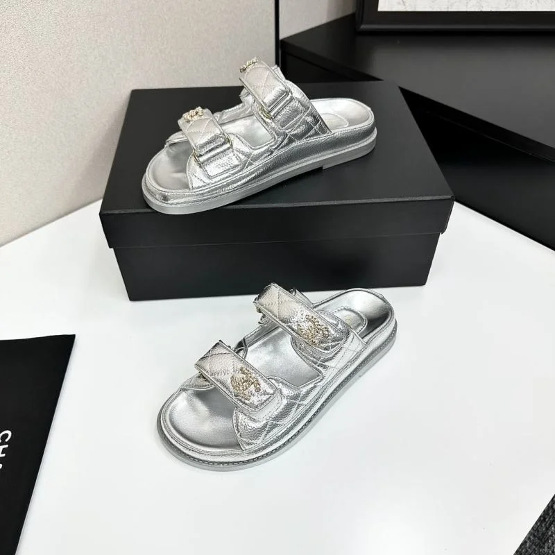 ModernLook Chanel Slippers 20372