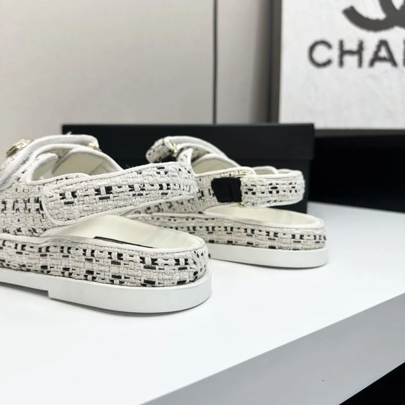 Chanel Slippers Neat 20383