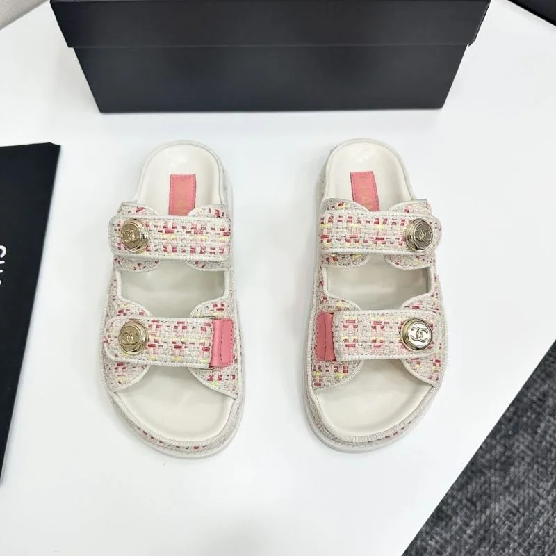 Chanel Slippers ModernLook 20396