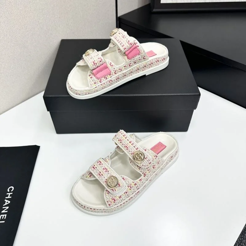 Chanel Slippers ModernLook 20396