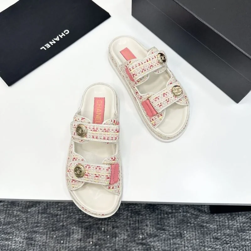 Chanel Slippers ModernLook 20396