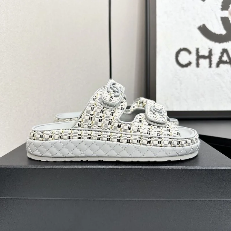 Chanel Slippers Lightweight 20368