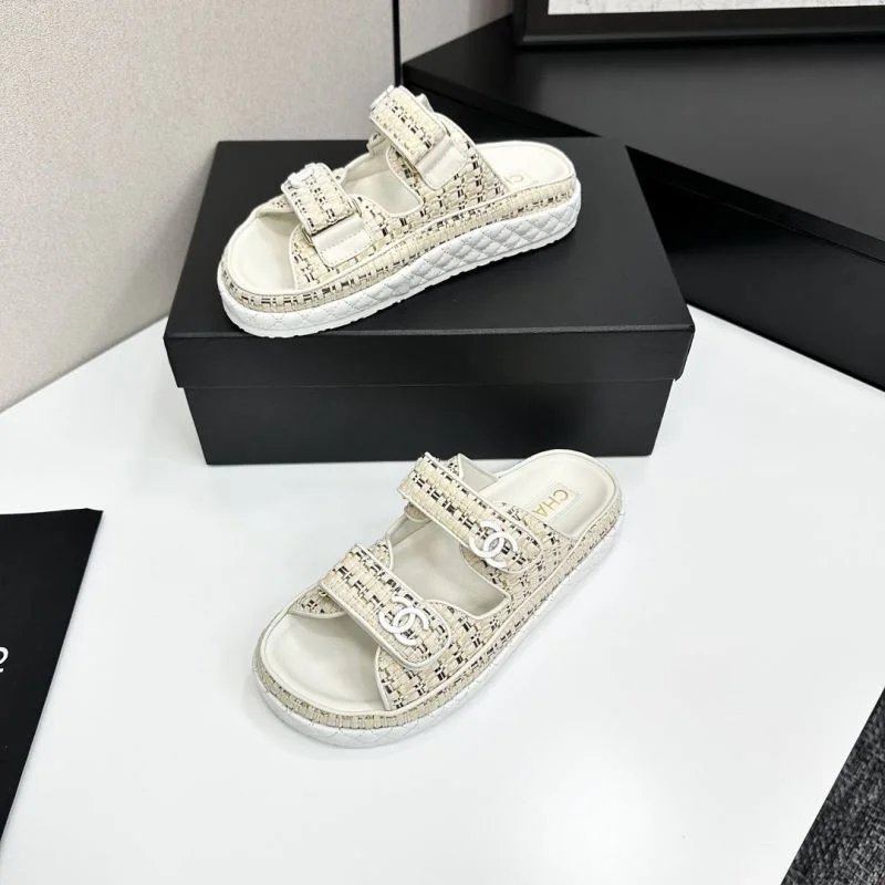 Chanel Slippers Bright 20435