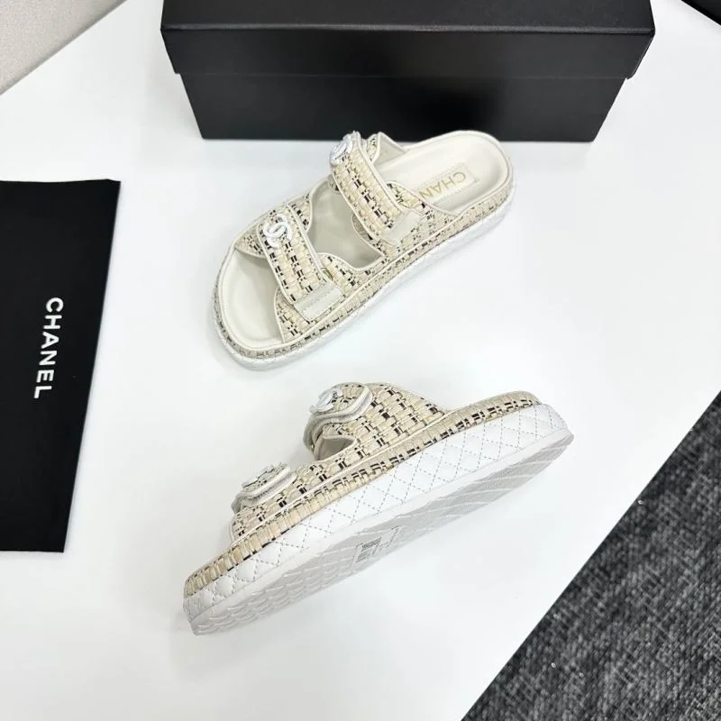 Chanel Slippers Bright 20435
