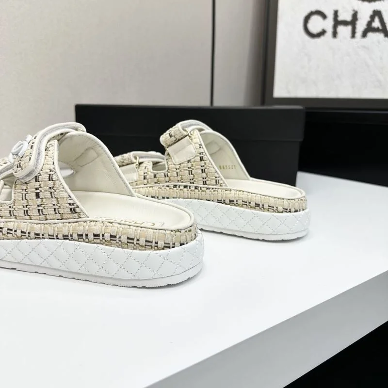 Chanel Slippers Bright 20435