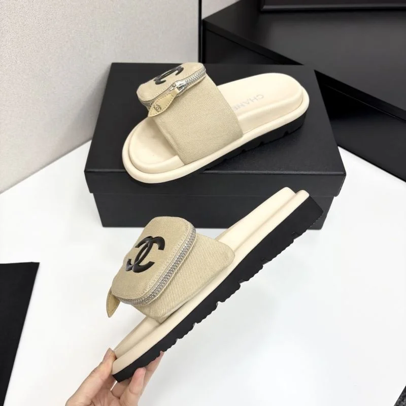 Chanel Slippers Fashionable 20374