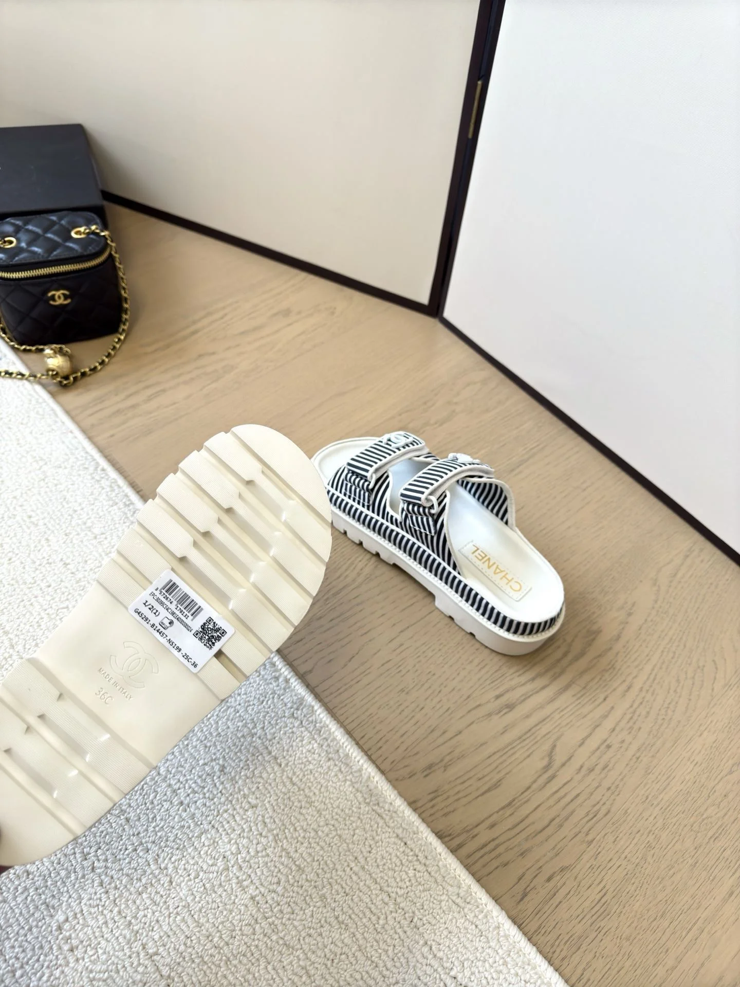 Chanel Slippers SunProtective 17709
