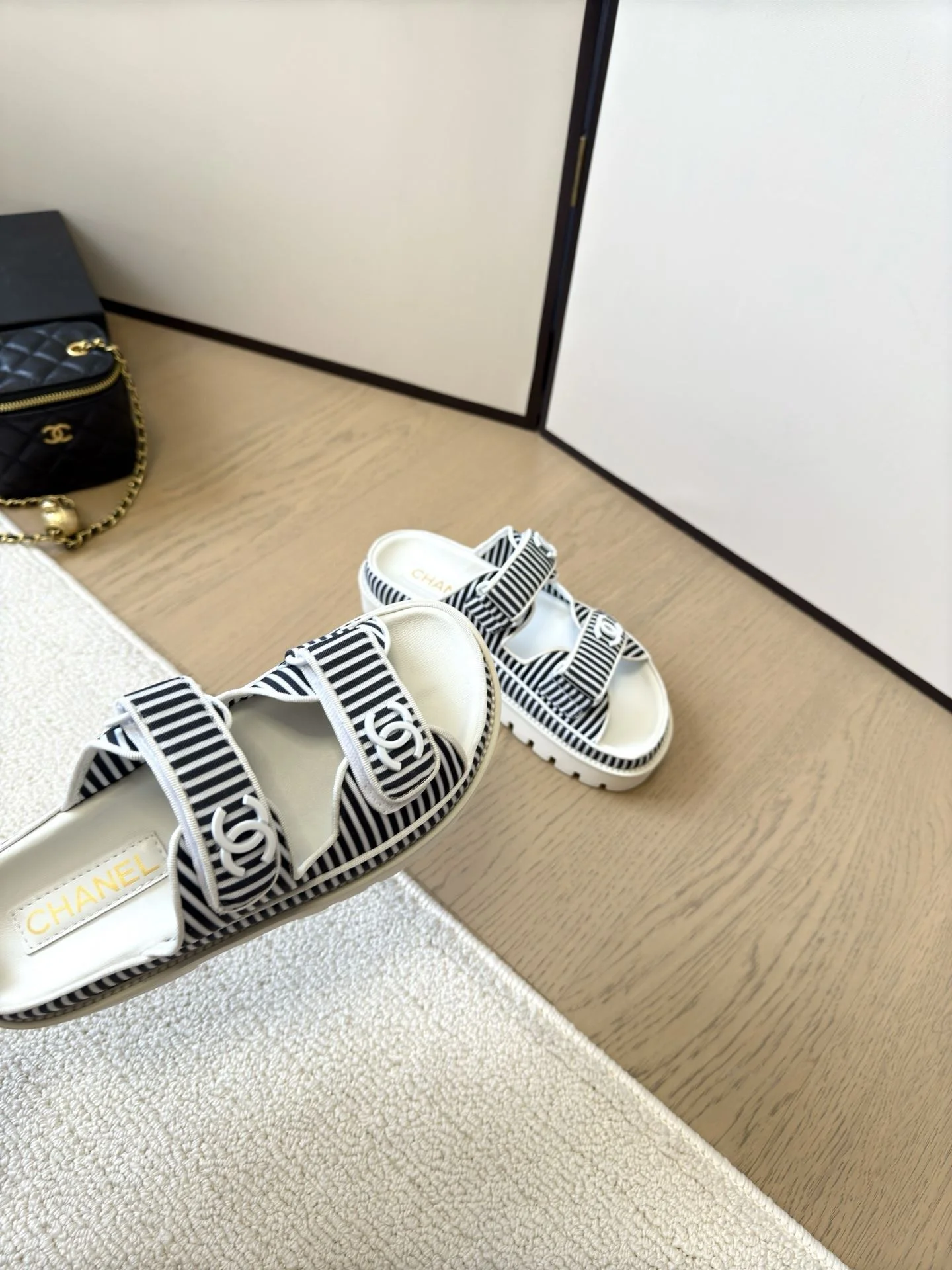Chanel Slippers SunProtective 17709