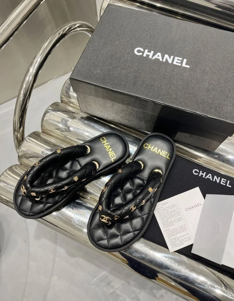 Resilient Chanel Slippers 17715
