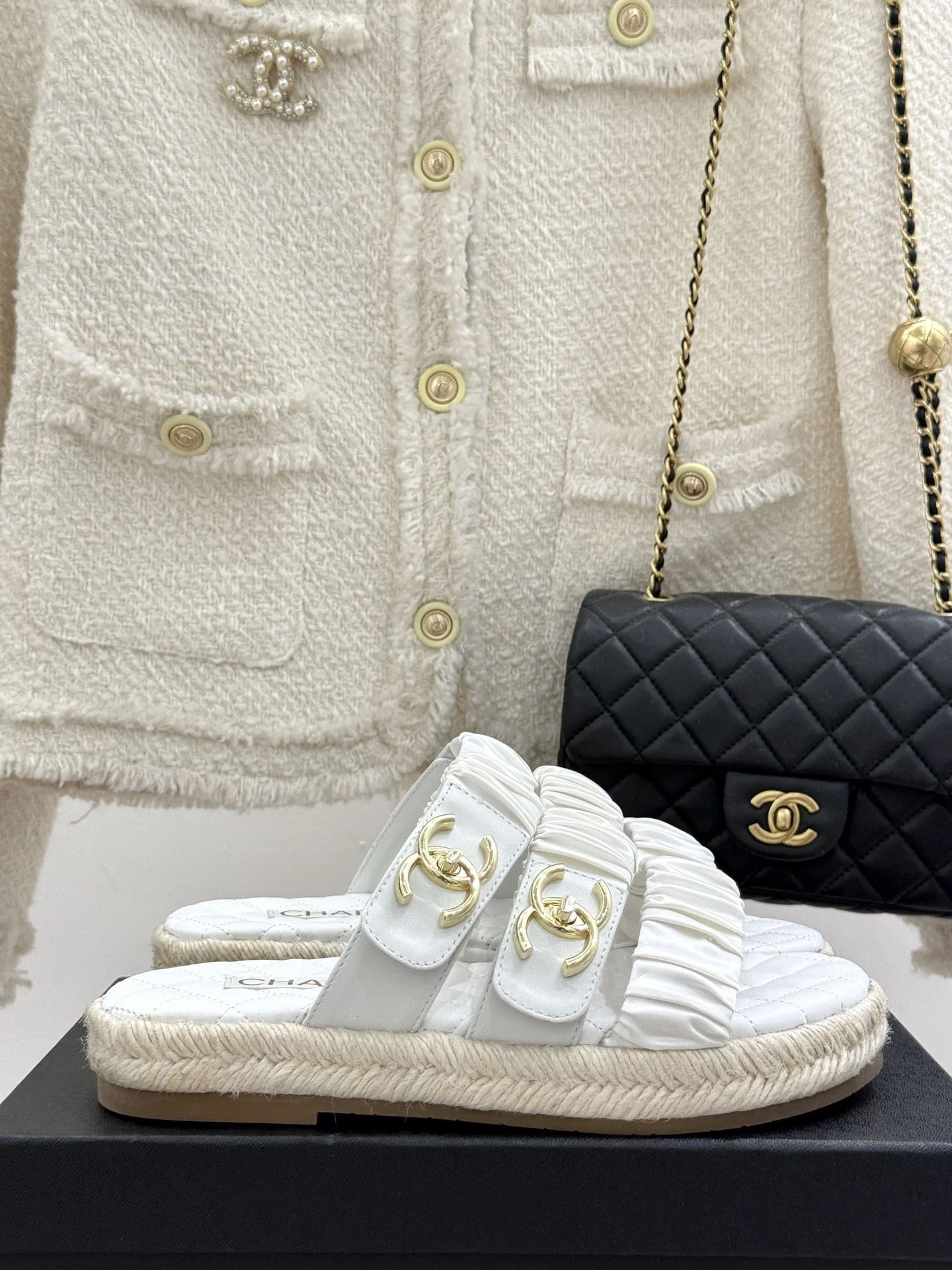 Chanel Slippers TravelReady 17698