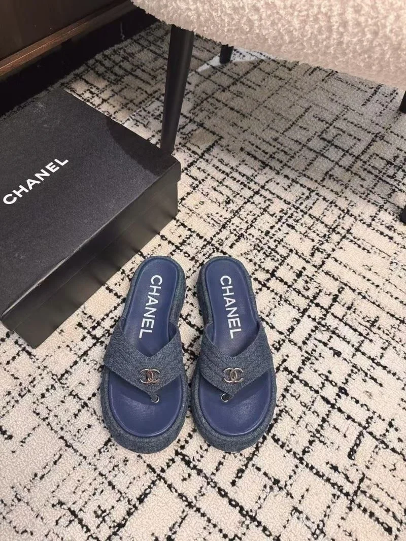 Chanel Slippers FlexibleFit 17667