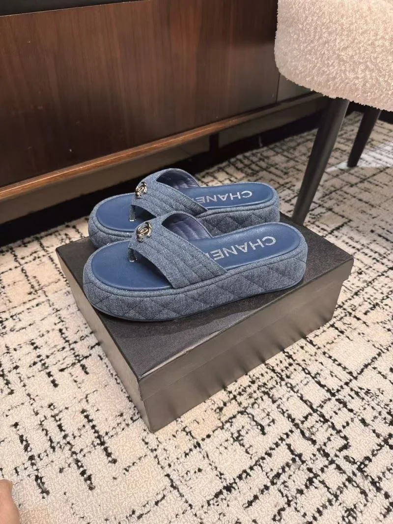 Chanel Slippers FlexibleFit 17667
