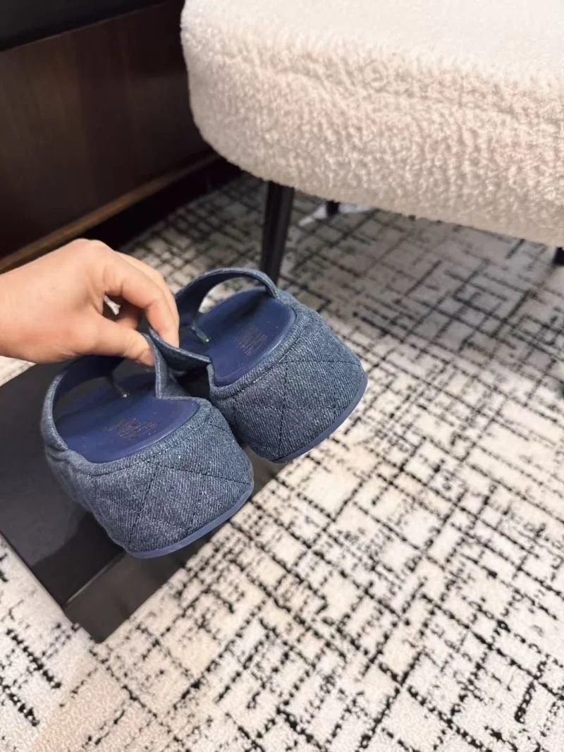 Chanel Slippers FlexibleFit 17667