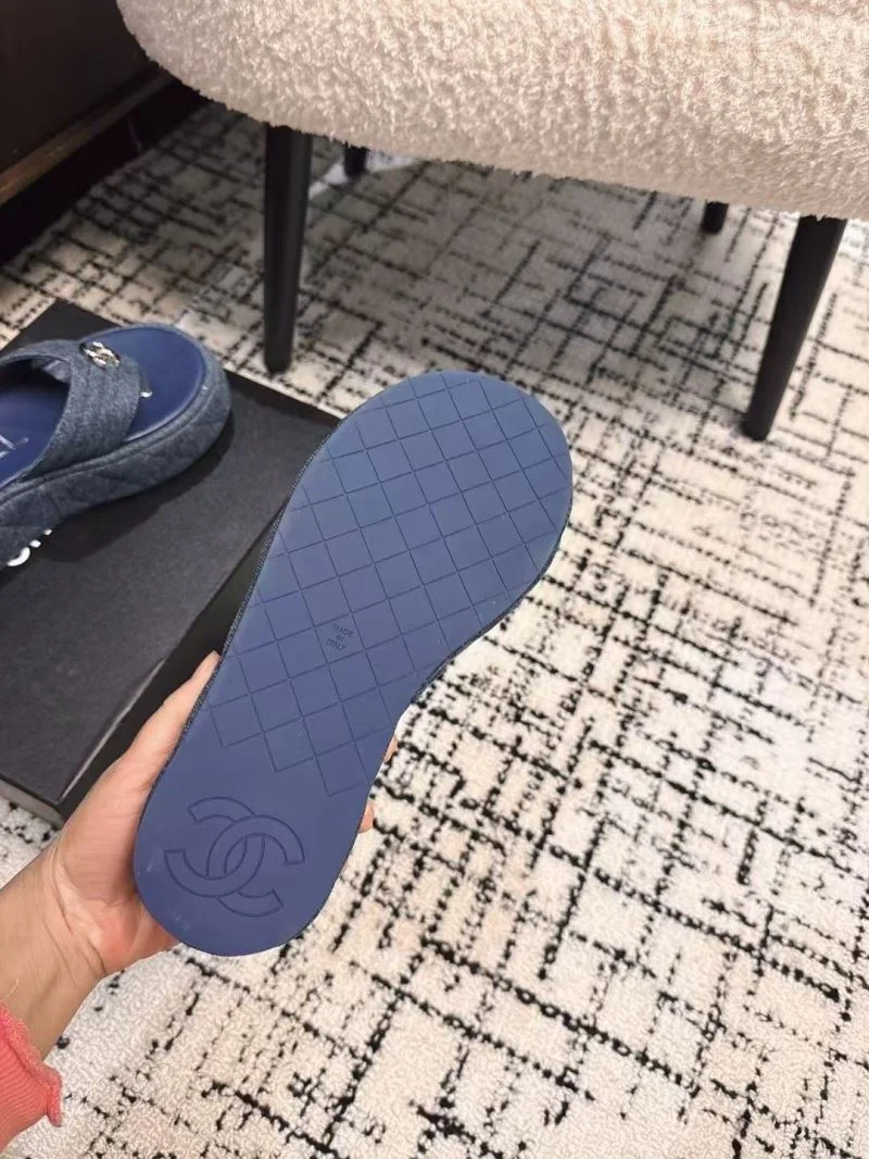 Chanel Slippers FlexibleFit 17667