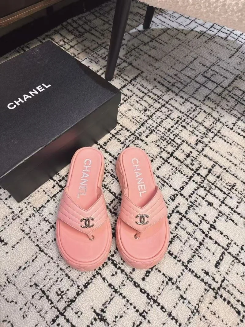 Chanel Slippers Minimalist 17653