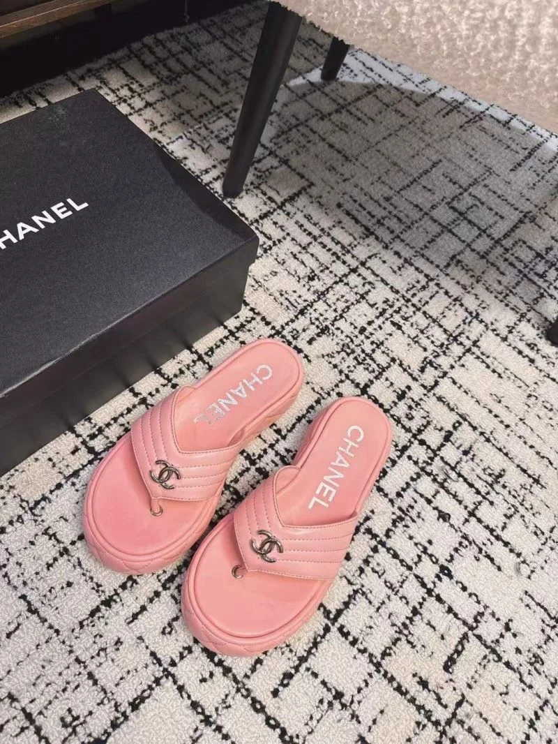Chanel Slippers Minimalist 17653