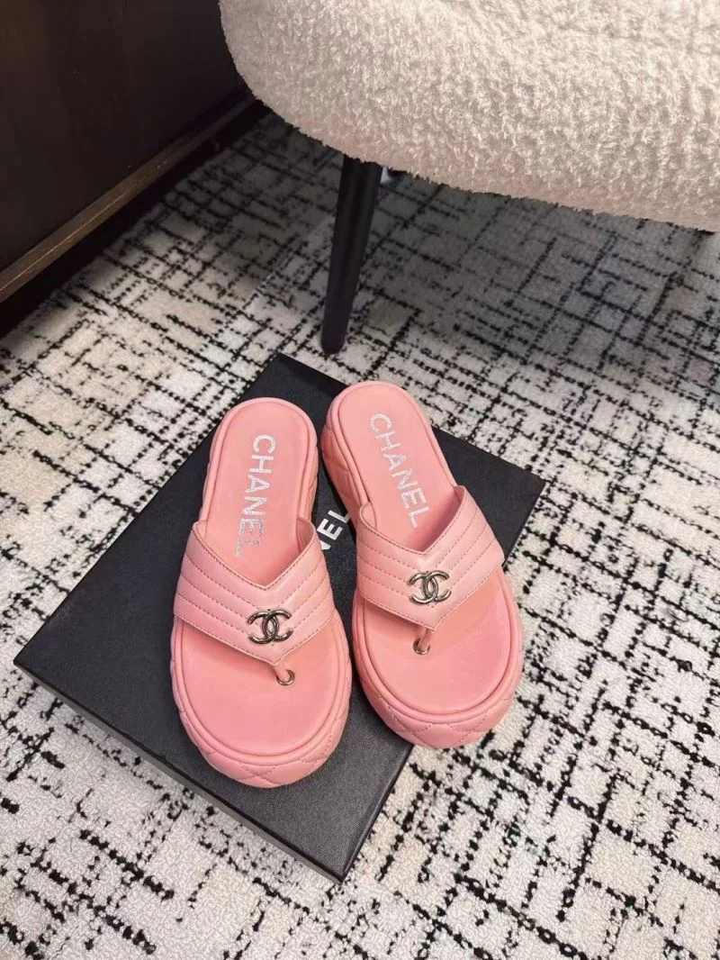 Chanel Slippers Minimalist 17653