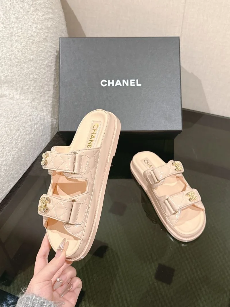 Chanel Slippers Unique 17638