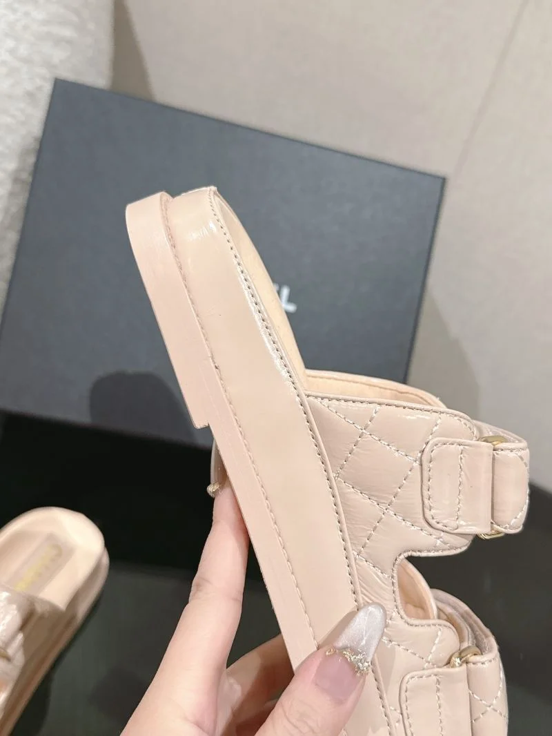 Chanel Slippers Unique 17638