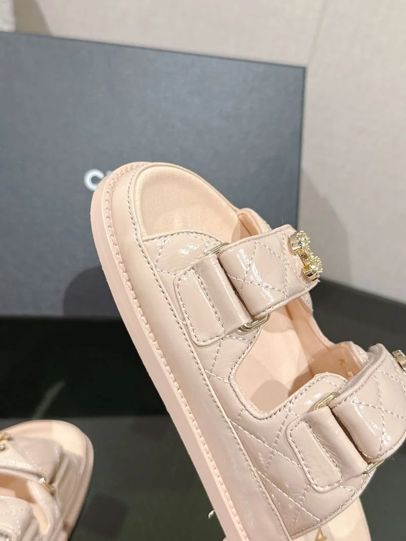 Chanel Slippers Unique 17638