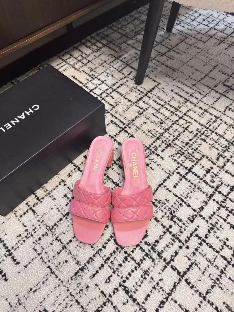 Chanel Slippers RelaxedFit 17618