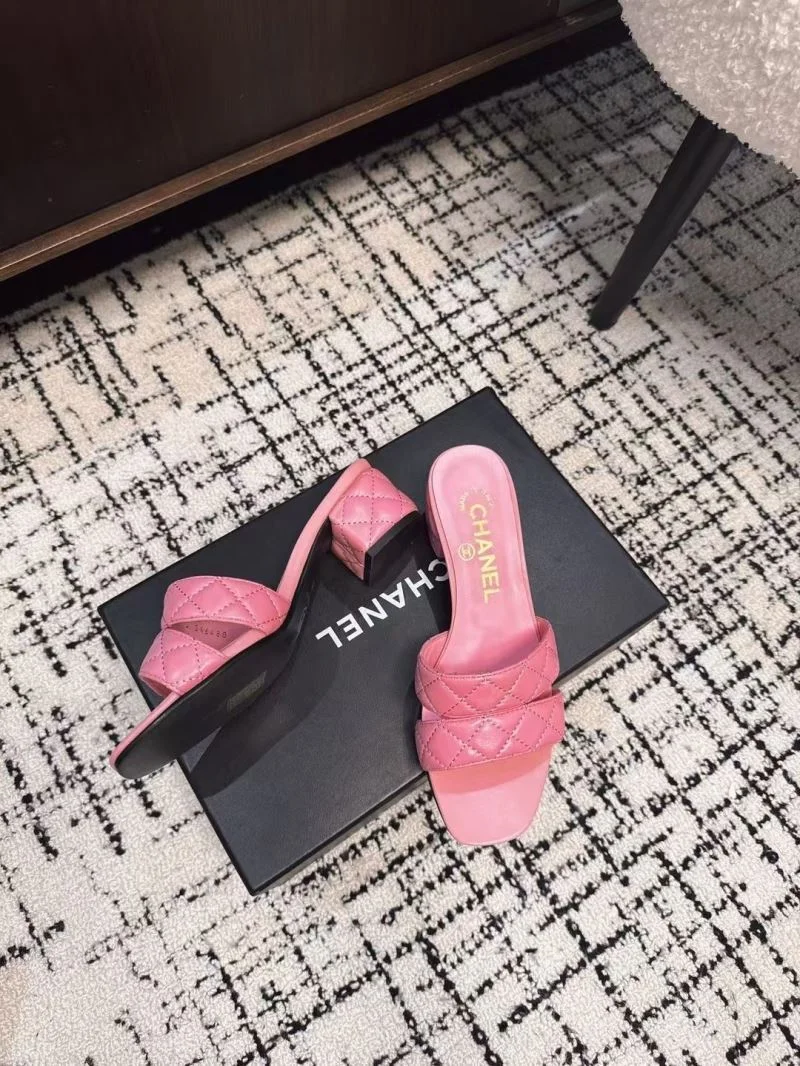 Chanel Slippers RelaxedFit 17618