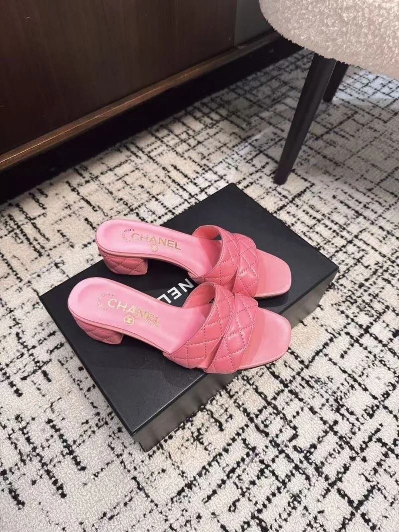 Chanel Slippers RelaxedFit 17618