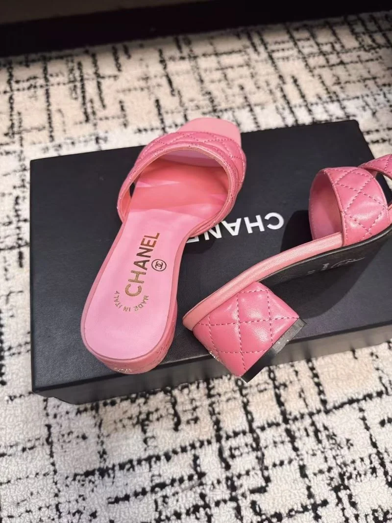 Chanel Slippers RelaxedFit 17618