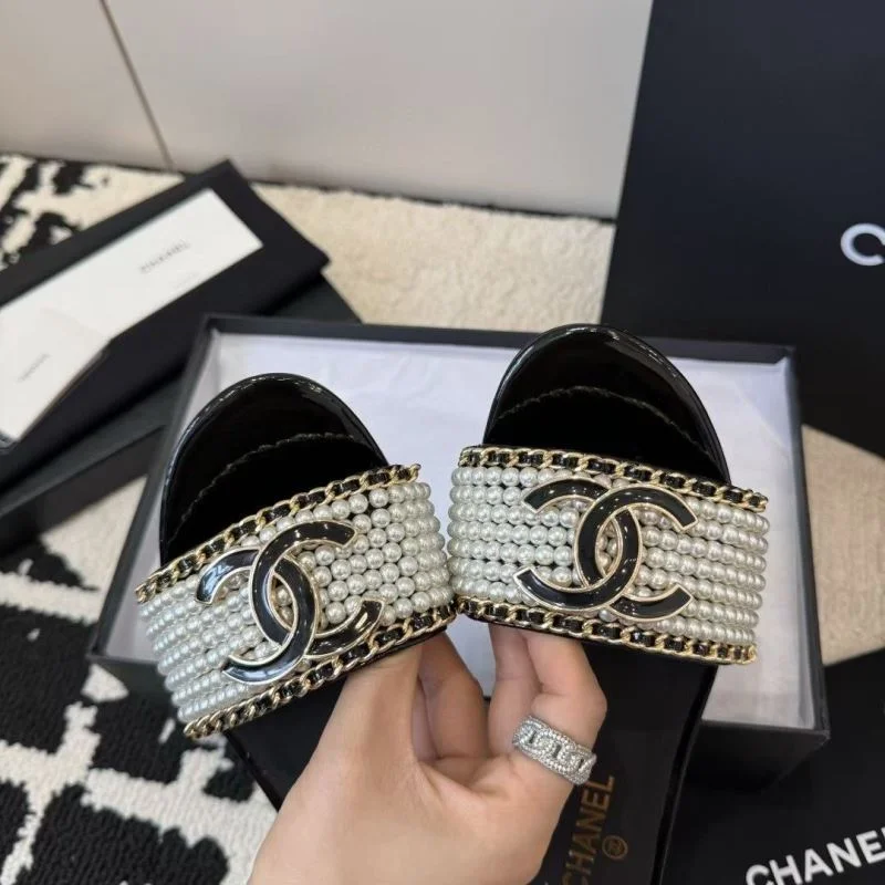 Chanel Slippers Affordable 17598