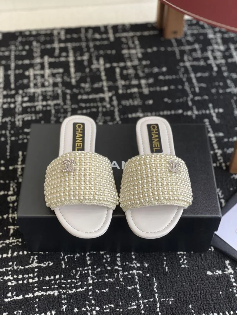 Chanel Slippers Snug 17675