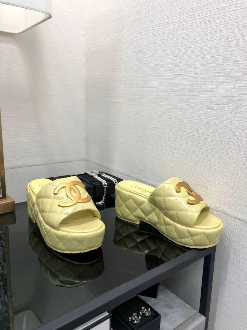 Chanel Slippers Unisex 17571
