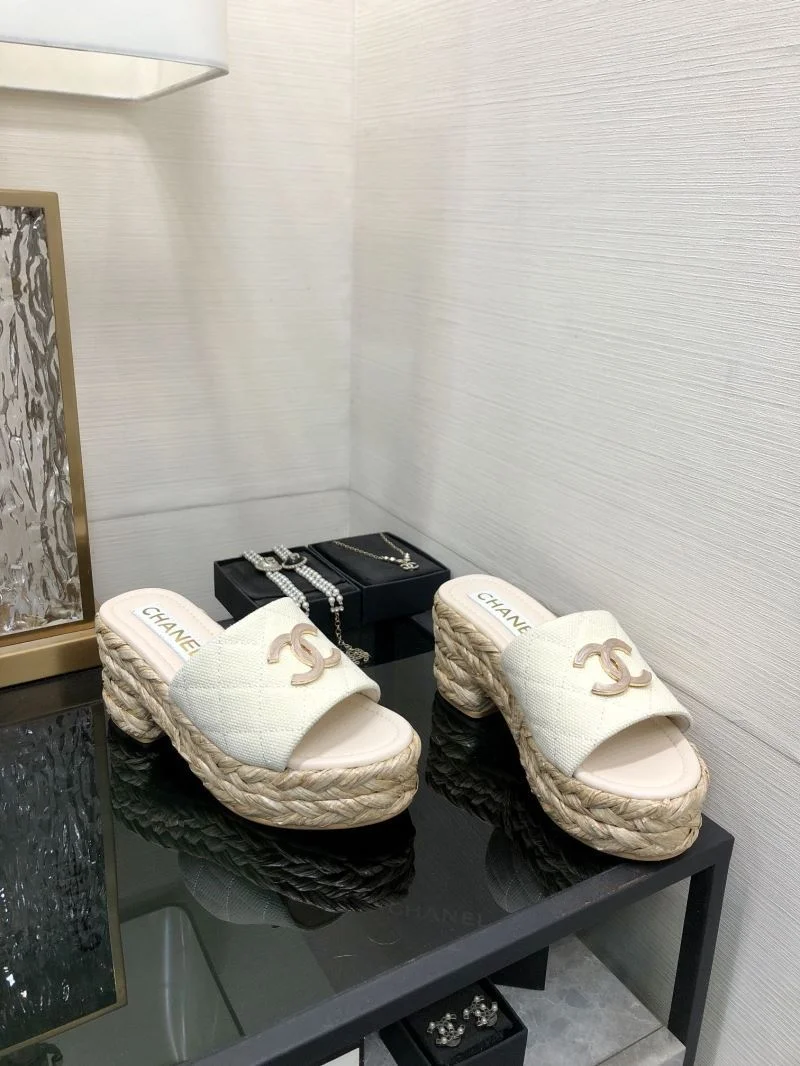 Packable Chanel Slippers 17557